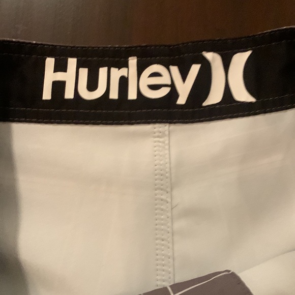 Hurley Board Shorts, men size 34 - Picture 5 of 10